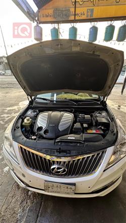 Hyundai Azera